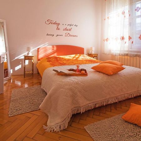 Arena Festival Apartment พูลา ภายนอก รูปภาพ