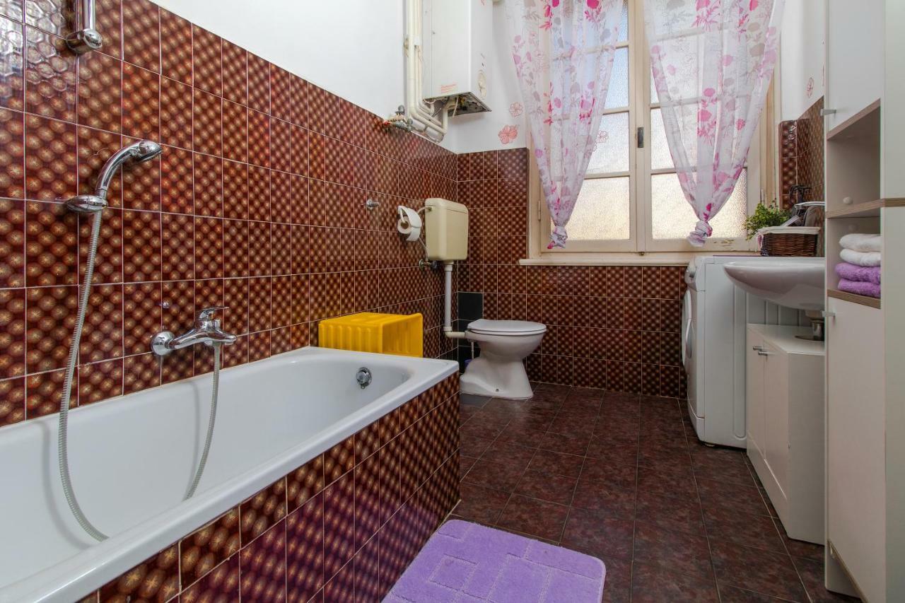 Arena Festival Apartment พูลา ภายนอก รูปภาพ