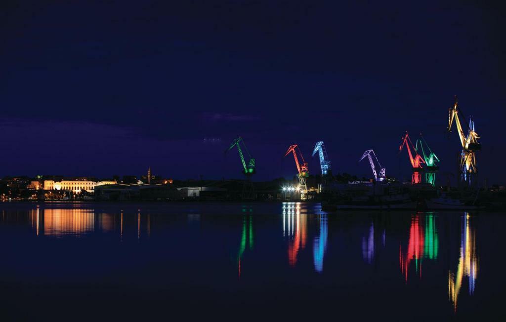 Arena Festival Apartment พูลา ภายนอก รูปภาพ