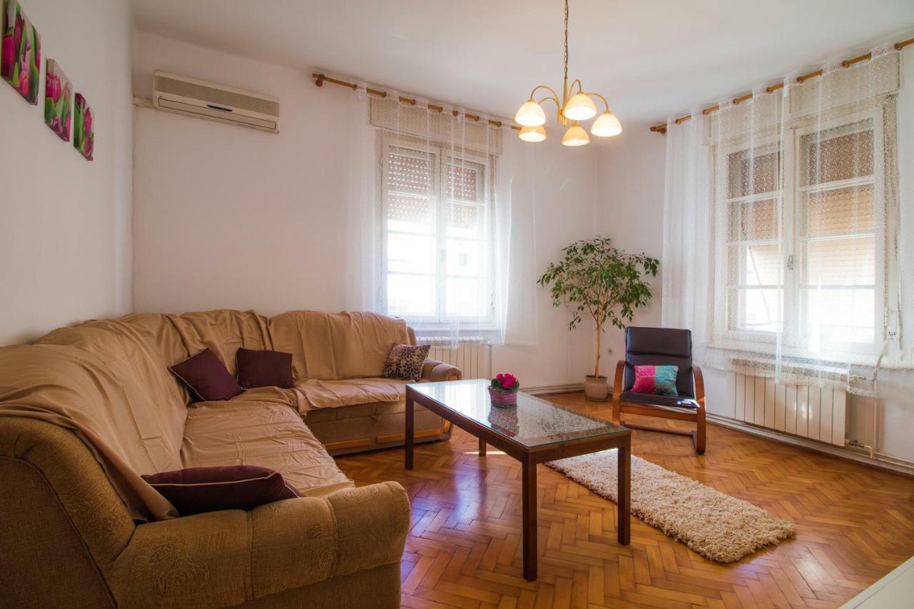 Arena Festival Apartment พูลา ภายนอก รูปภาพ